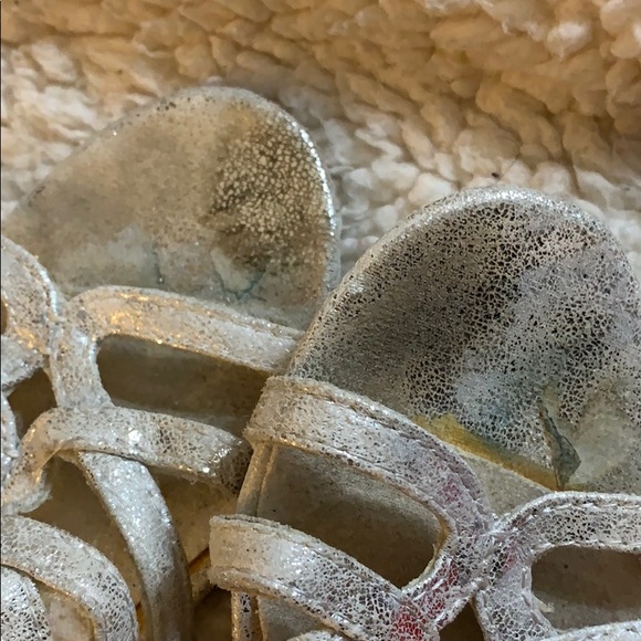 Shoe - Picture 8 of 8